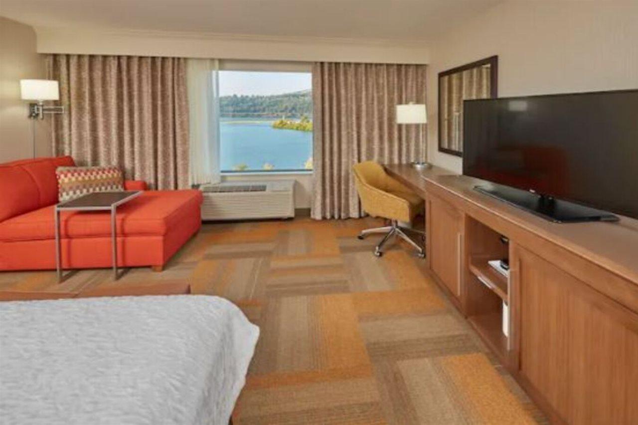 Hampton Inn & Suites Hood River Eksteriør bilde