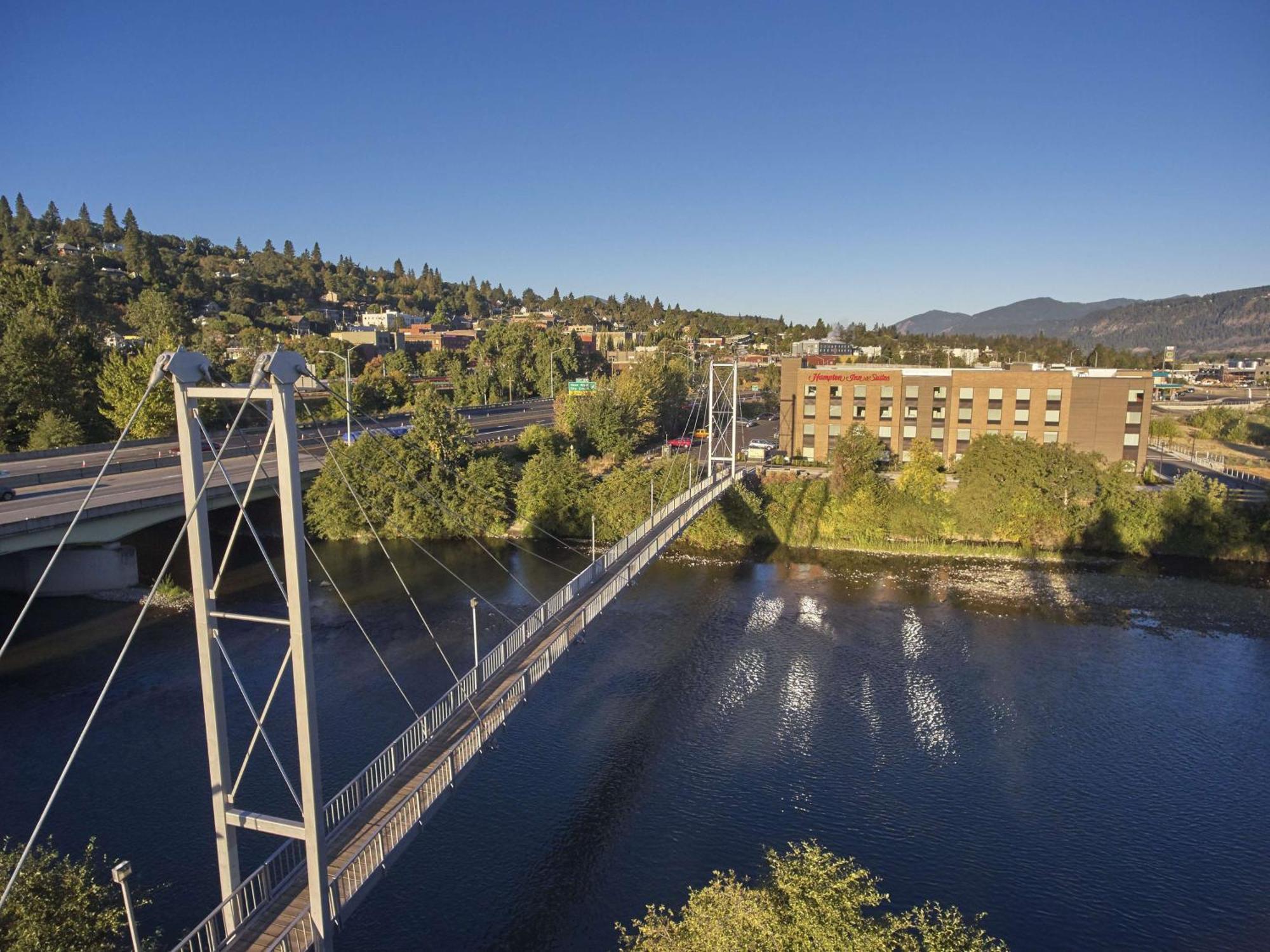 Hampton Inn & Suites Hood River Eksteriør bilde